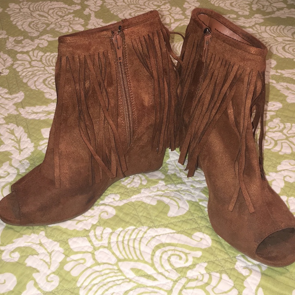Fringe wedge booties